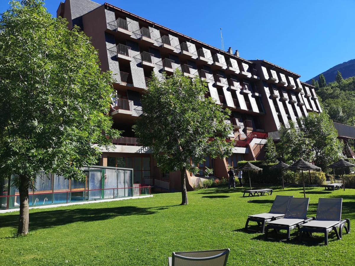 Evenia Monte Alba Hotell Cerler Exteriör bild