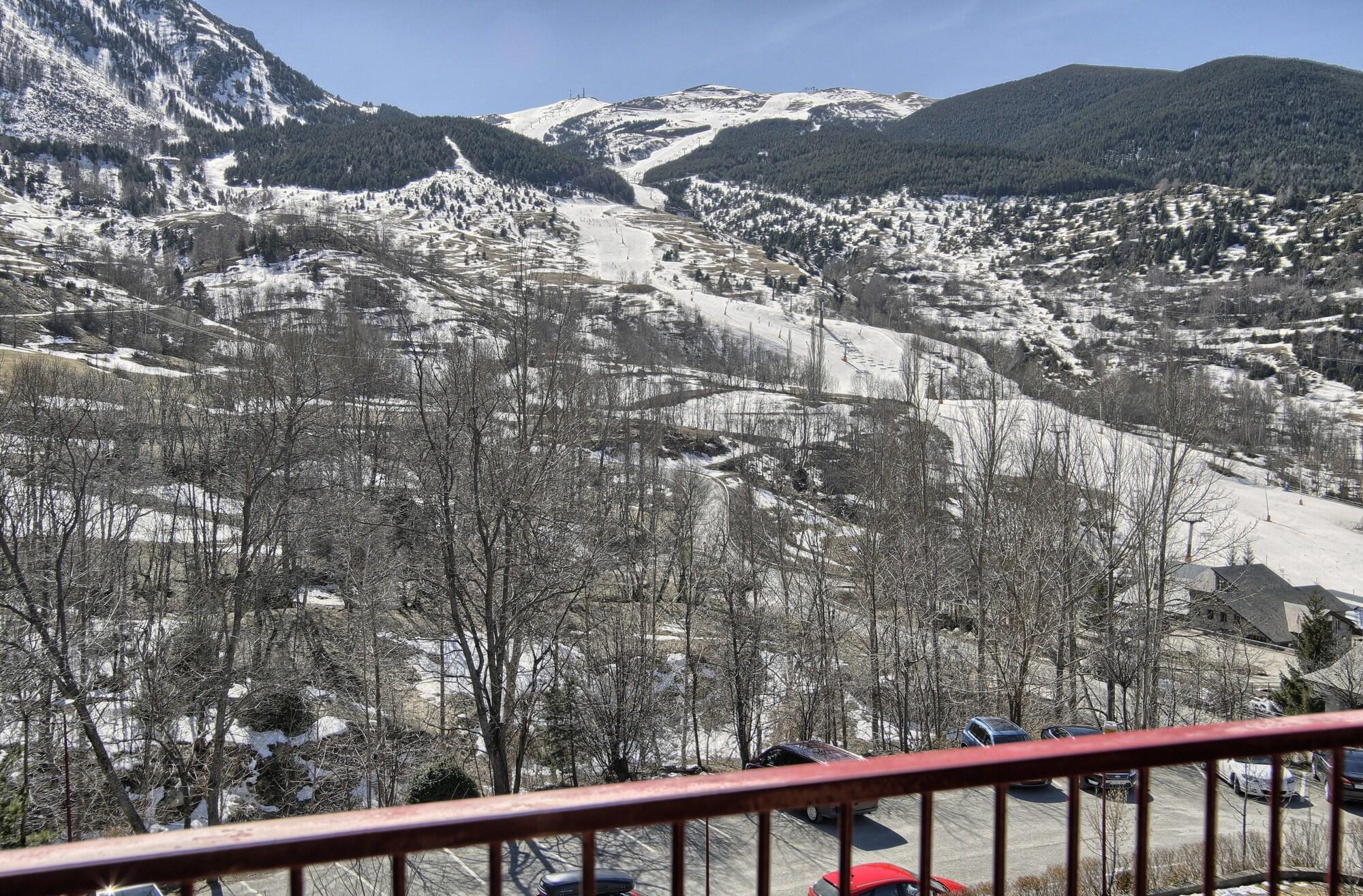 Evenia Monte Alba Hotell Cerler Exteriör bild
