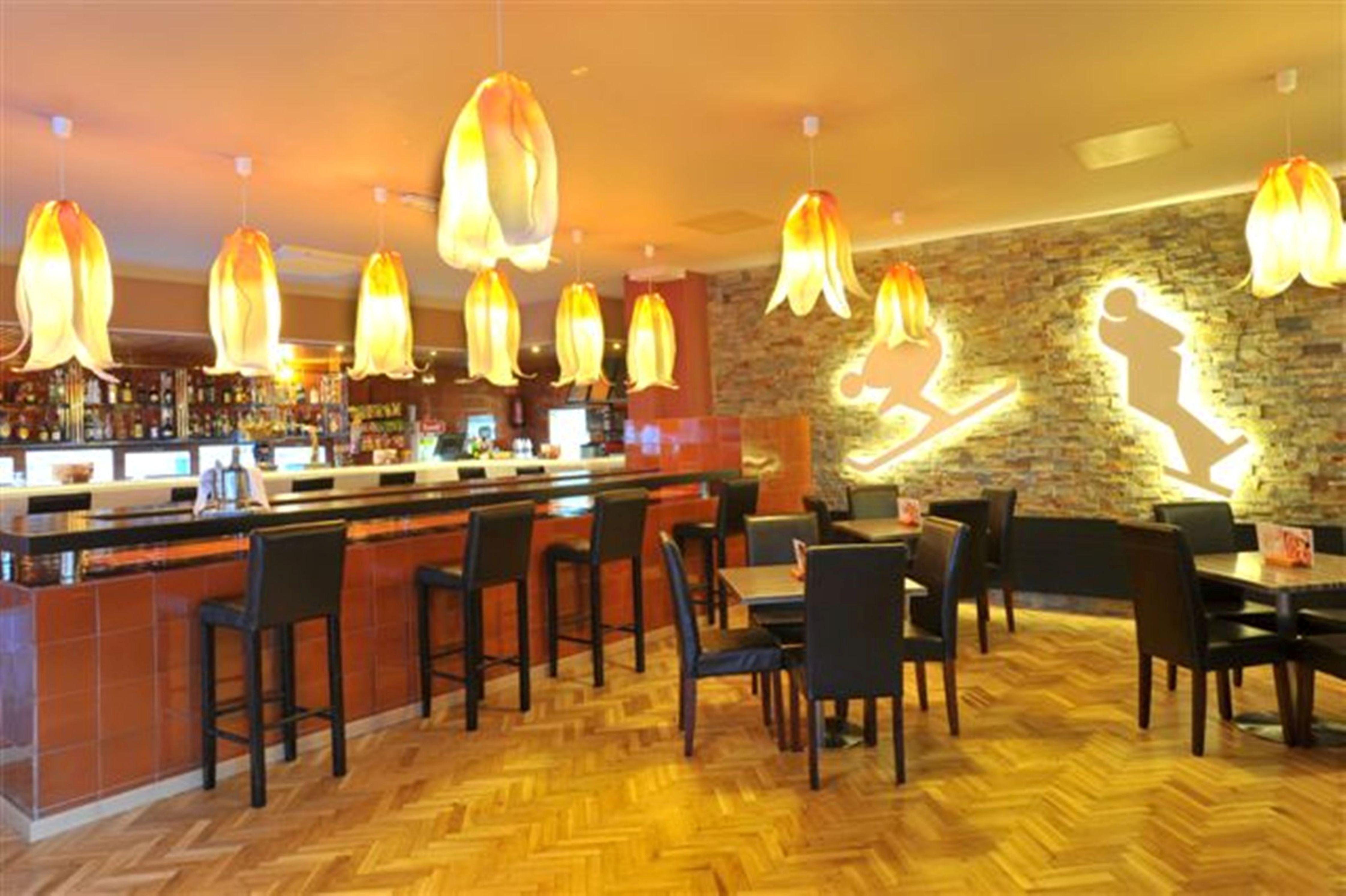 Evenia Monte Alba Hotell Cerler Exteriör bild