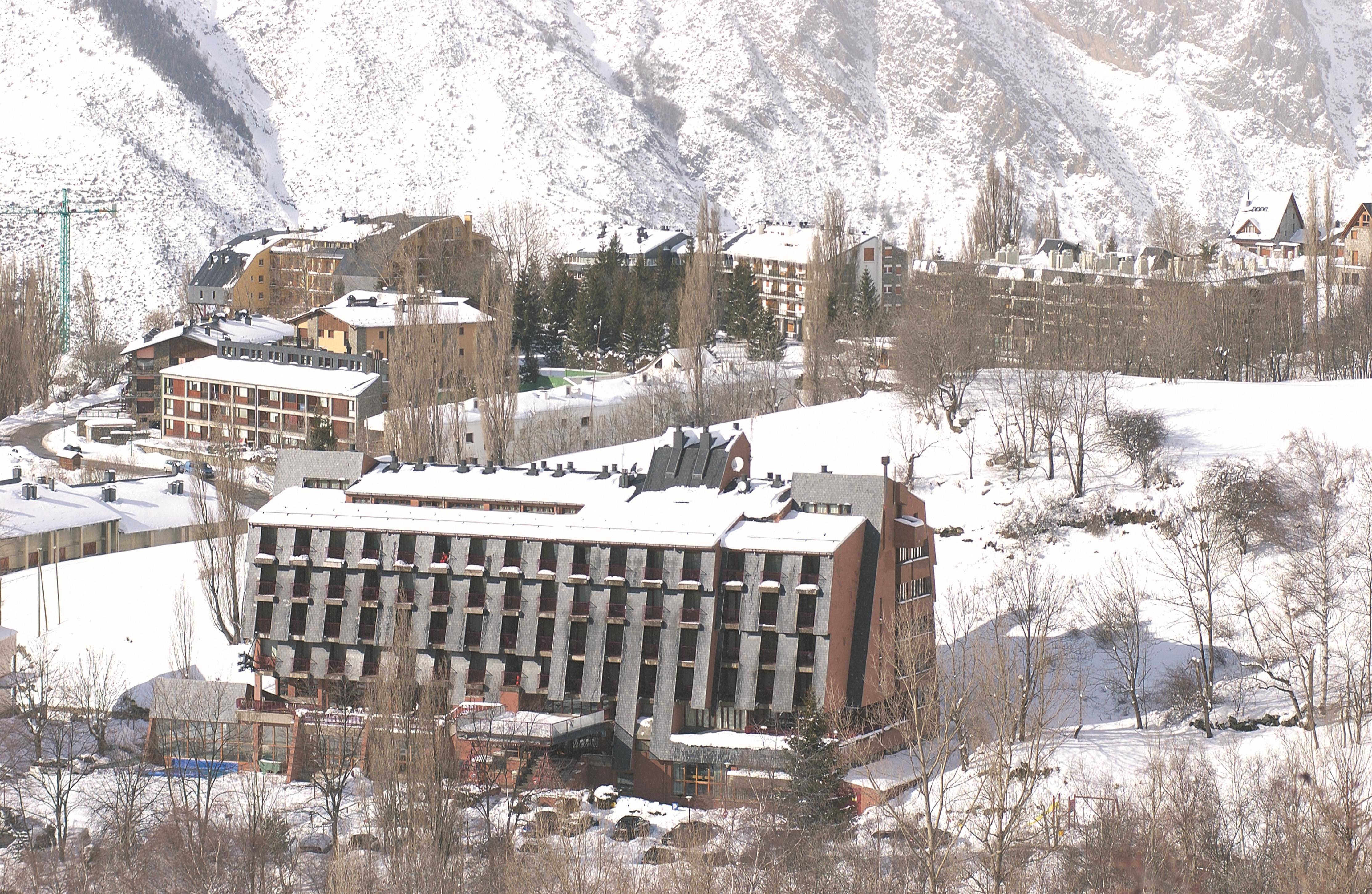 Evenia Monte Alba Hotell Cerler Exteriör bild
