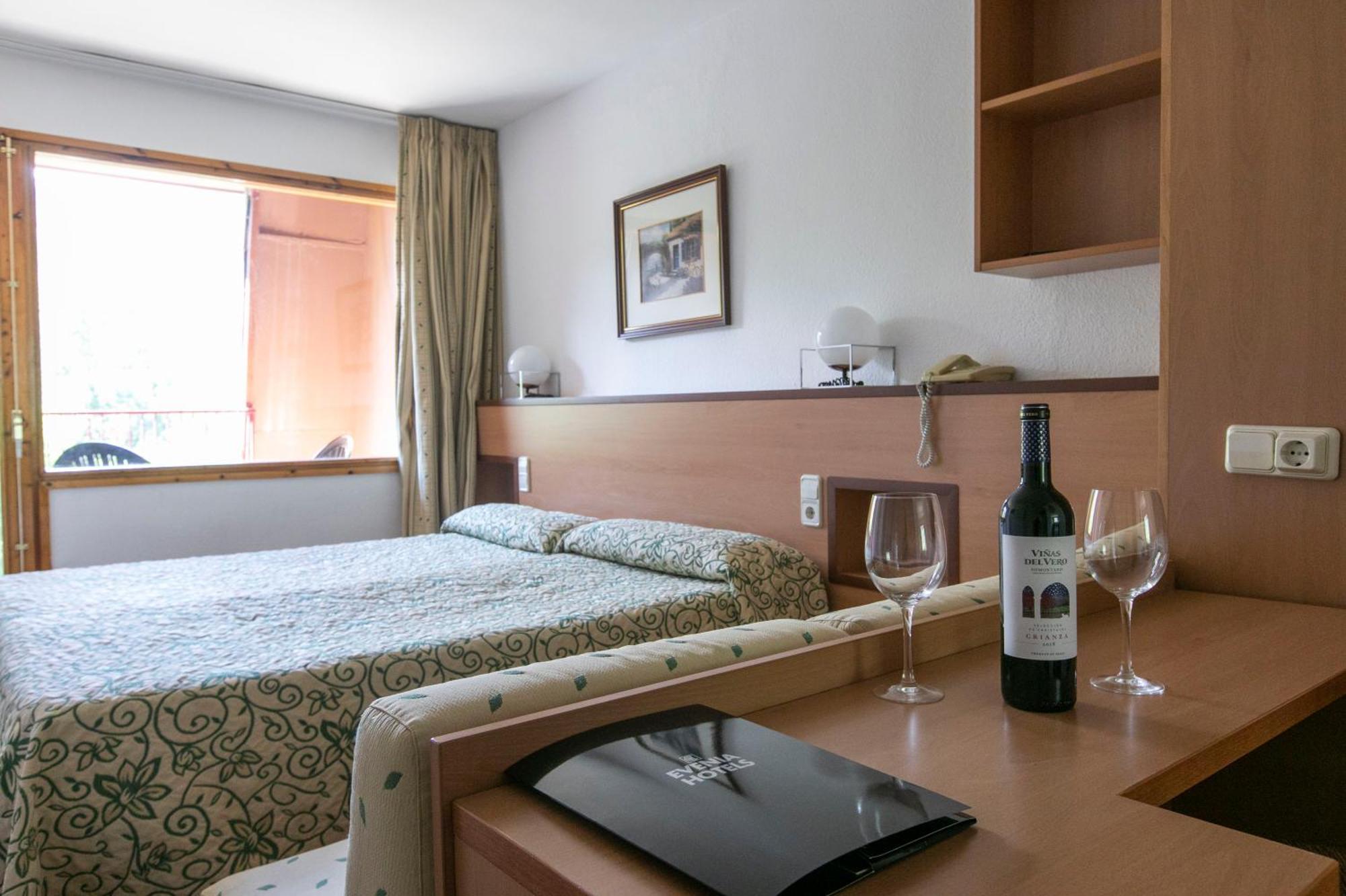 Evenia Monte Alba Hotell Cerler Exteriör bild