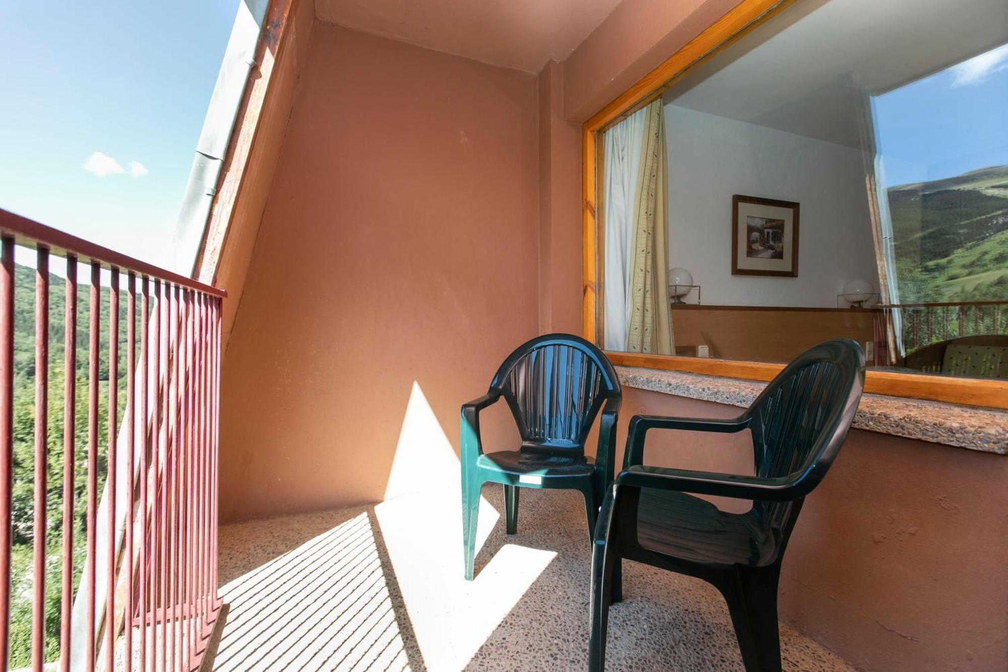Evenia Monte Alba Hotell Cerler Exteriör bild
