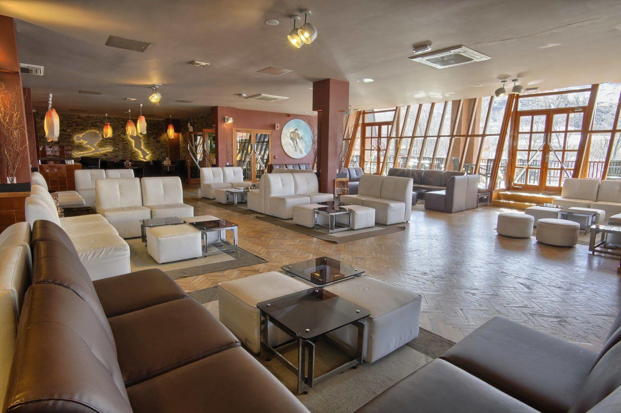 Evenia Monte Alba Hotell Cerler Exteriör bild